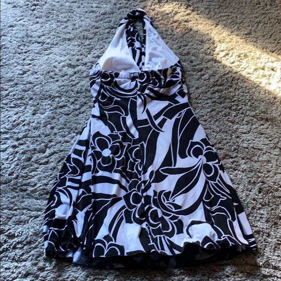 Cute Lined Halter Black and White Floral Dress - Picture 5 of 6